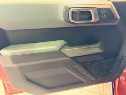 
										2022 Ford Bronco 4-Door Black Diamond full									