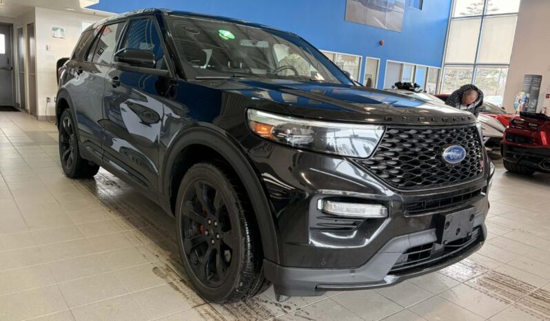 
								2022 Ford Explorer ST full									