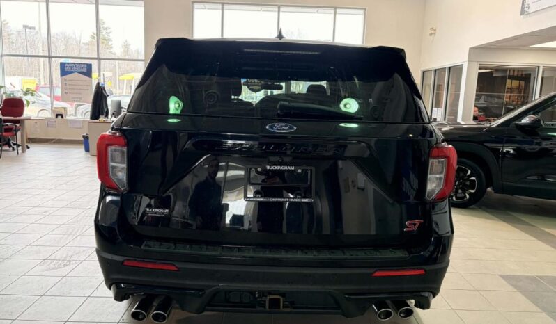 
								2022 Ford Explorer ST full									