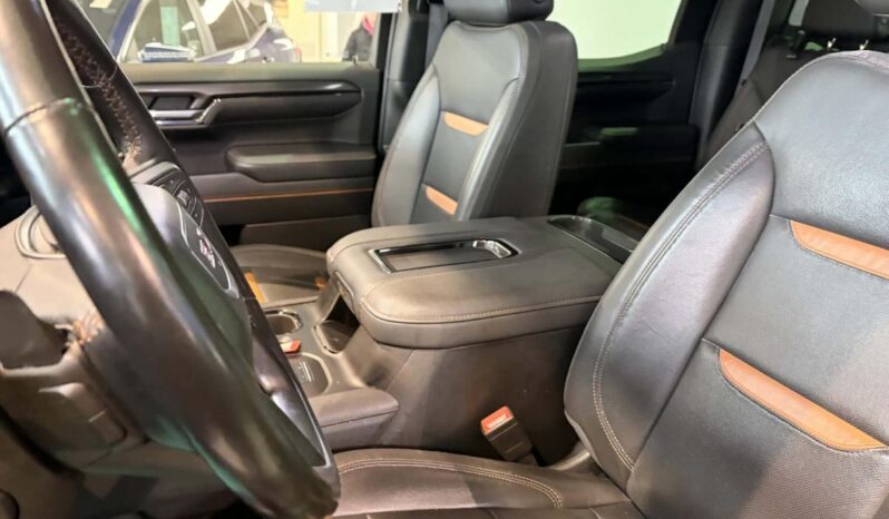 
								2022 GMC Sierra 1500 At4 Standard Box full									