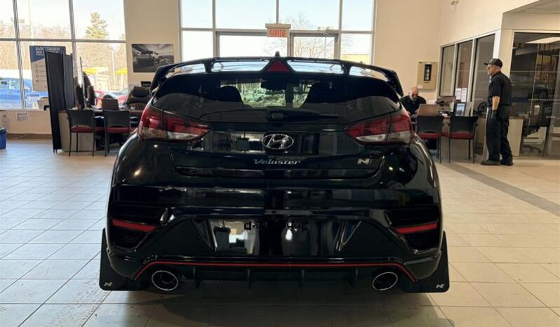 
								2022 Hyundai Veloster N 6sp full									