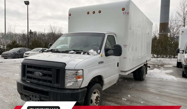 2023 Ford E-series - Occasion Fourgonnette - VIN: 1FDWE4FK4PDD31450 - Buckingham Chevrolet Buick GMC Gatineau