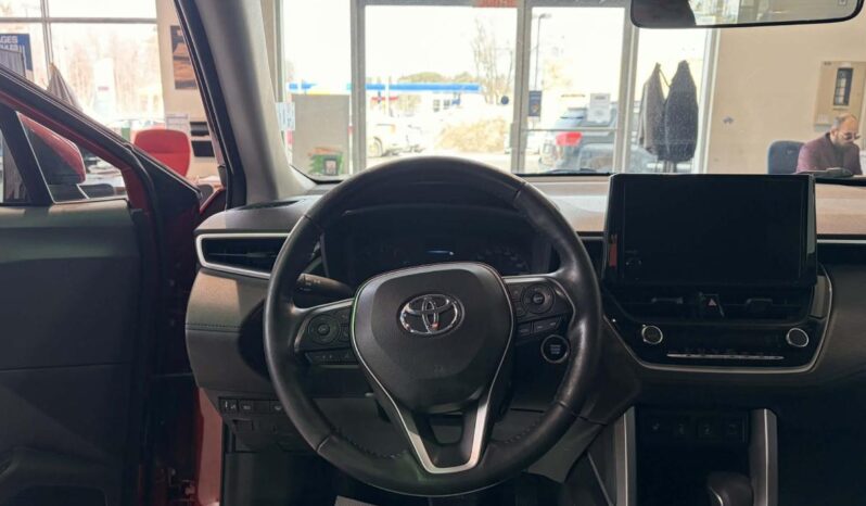 
								2023 Toyota Corolla Cross Le Awd full									