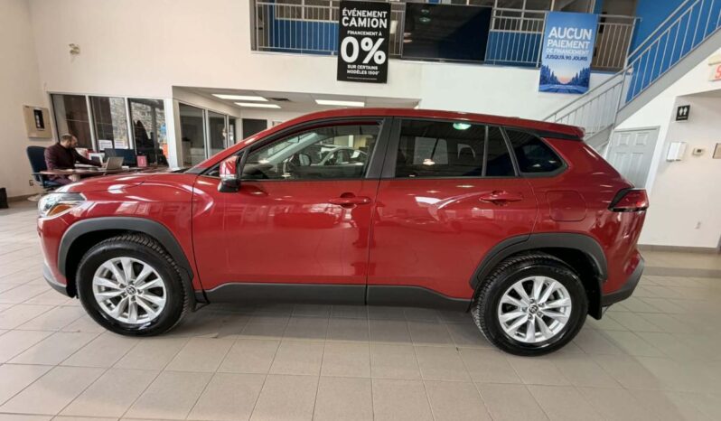 
								2023 Toyota Corolla Cross Le Awd full									