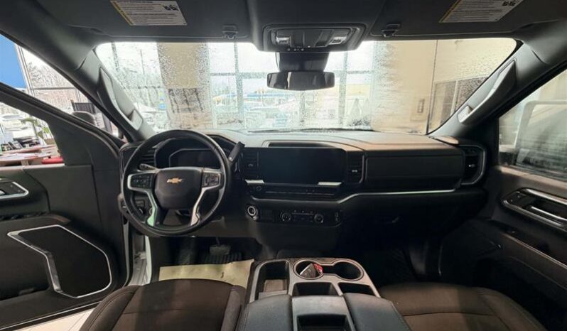 
								2024 Chevrolet Silverado 2500 4WD Crew Cab Standard Box LT full									