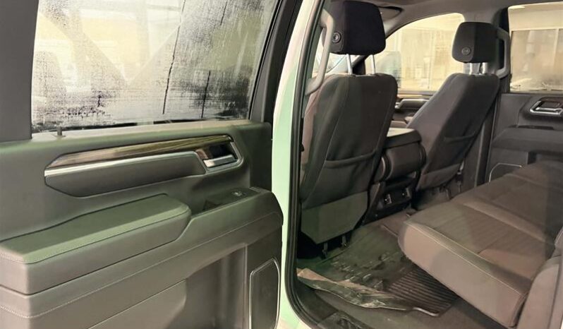 
								2024 Chevrolet Silverado 2500 4WD Crew Cab Standard Box LT full									