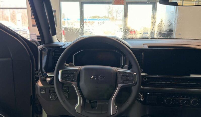 
								2026 Chevrolet Silverado 1500 Crew Cab Standard full									