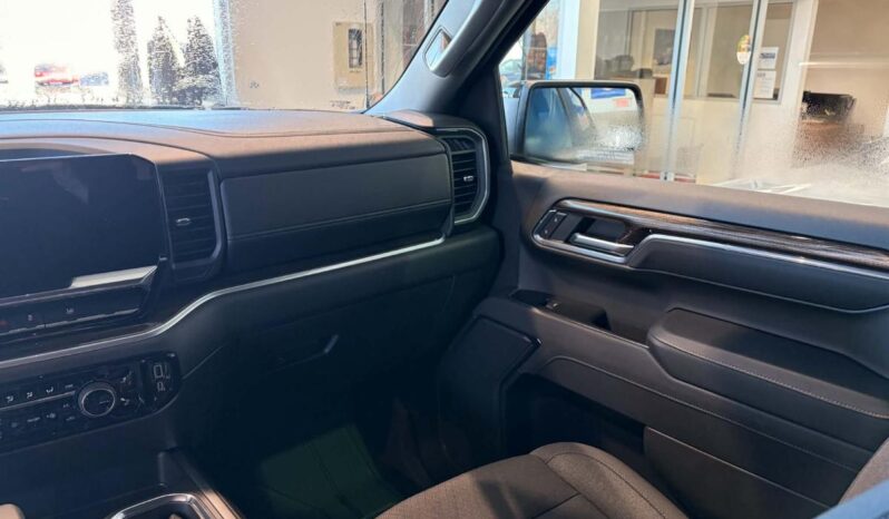 
								2026 Chevrolet Silverado 1500 Crew Cab Standard full									