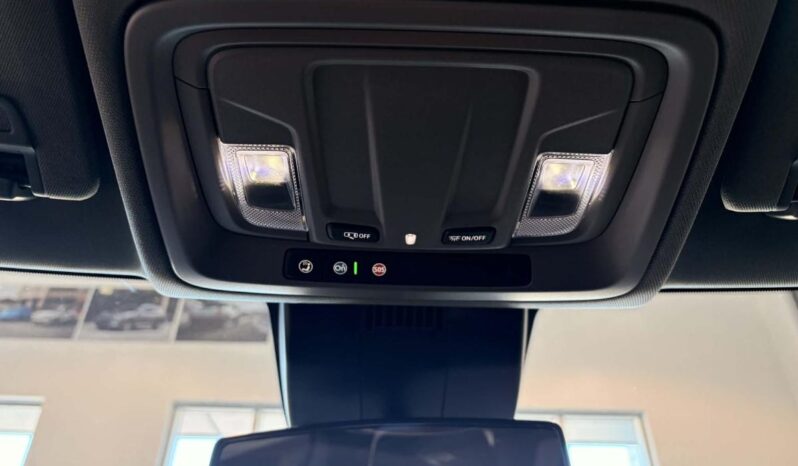 
								2026 Chevrolet Silverado 1500 Crew Cab Standard full									