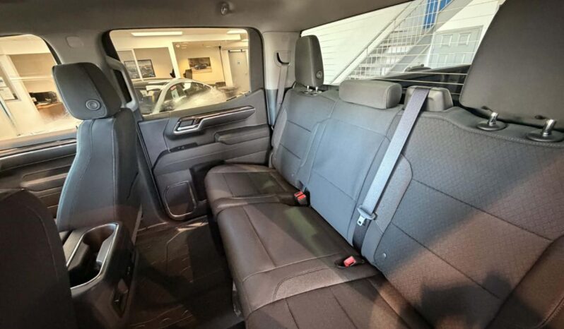 
								2026 Chevrolet Silverado 1500 Crew Cab Standard full									