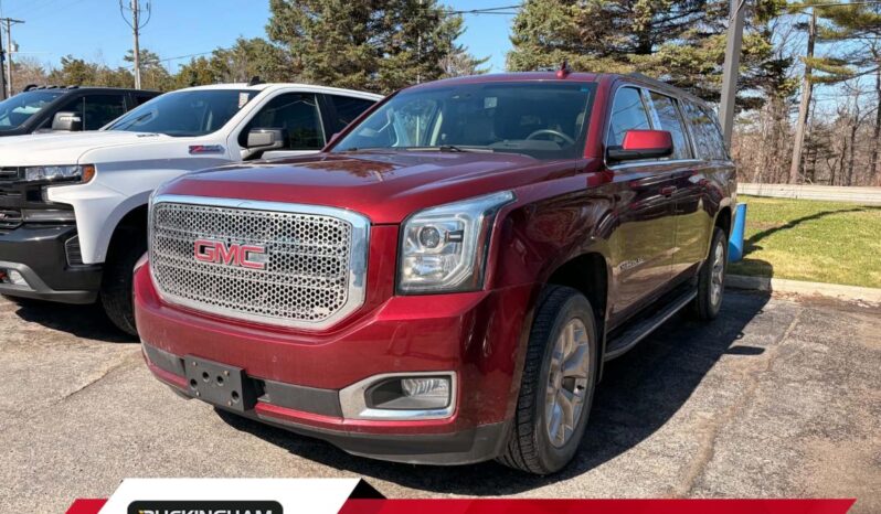 2017 GMC Yukon XL - Occasion VUS - VIN: 1GKS2GKC6HR325430 - Buckingham Chevrolet Buick GMC Gatineau