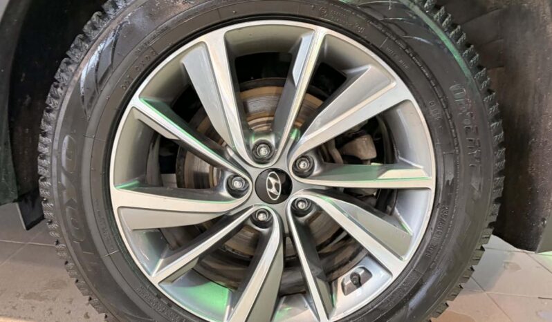 
								2020 Hyundai Santa Fe Preferred Awd 2.4l full									