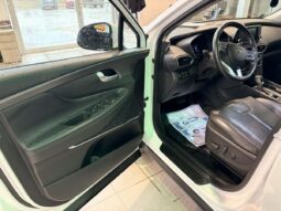 
										2020 Hyundai Santa Fe Preferred Awd 2.4l full									