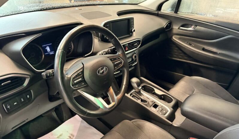 
								2020 Hyundai Santa Fe Essential Awd 2.4l full									