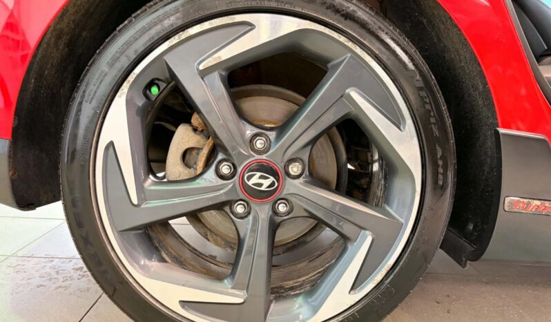 
								2020 Hyundai Veloster Turbo M6 full									