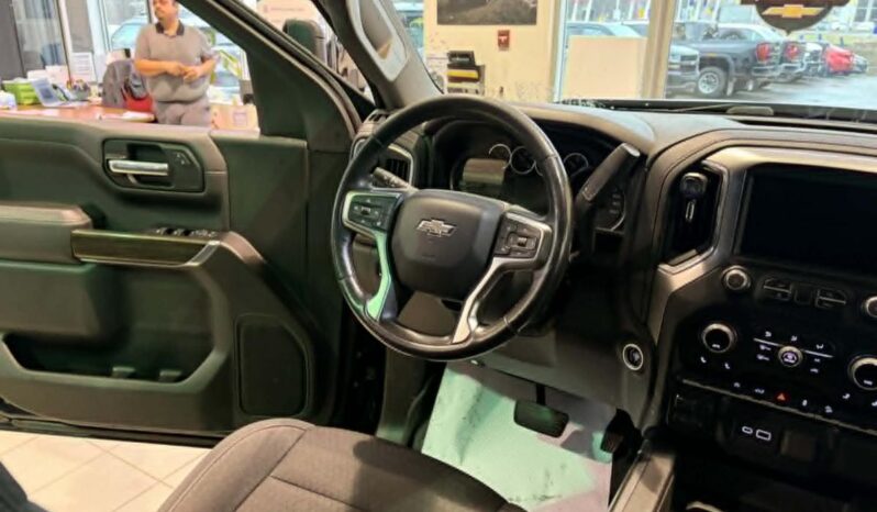 
								2021 Chevrolet Silverado 1500 Crew Cab 4×4 Rst full									