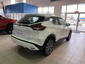 2021 Nissan Kicks Sv Cvt