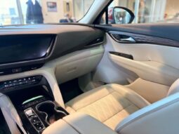 
										2022 Buick Envision AWD full									