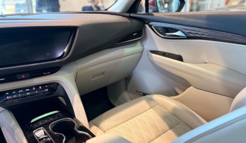 
								2022 Buick Envision AWD full									