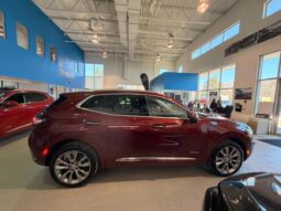 
										2022 Buick Envision AWD full									