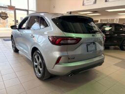 
										2023 Ford Escape St-Line Awd full									