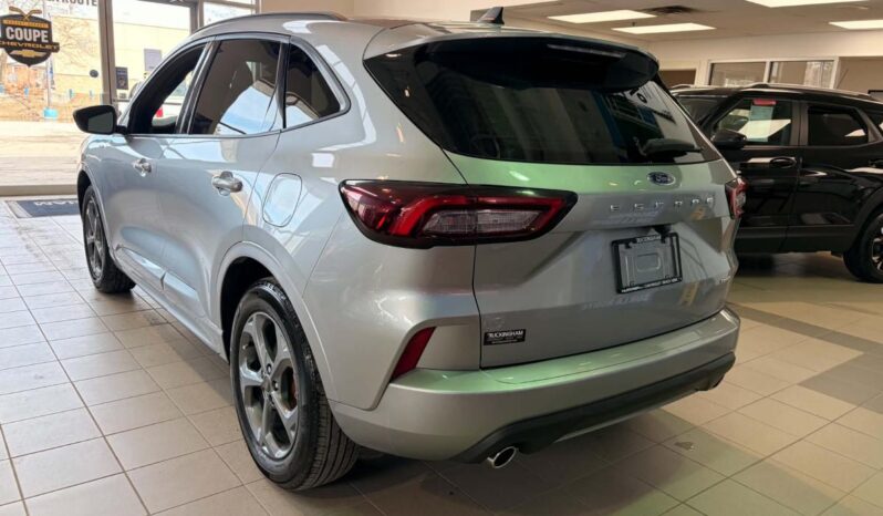 
								2023 Ford Escape St-Line Awd full									