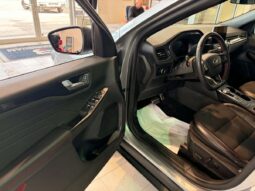 
										2023 Ford Escape St-Line Awd full									