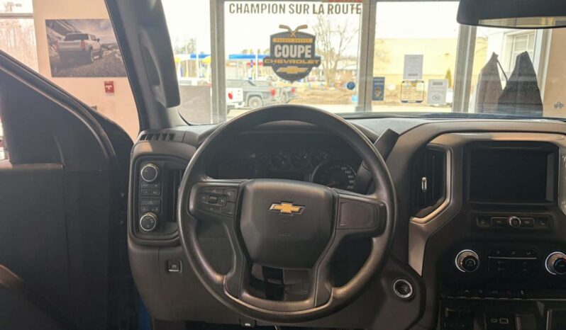 
								2024 Chevrolet Silverado 1500 Crew Cab Standard full									