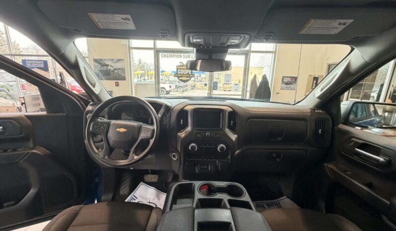 
								2024 Chevrolet Silverado 1500 Crew Cab Standard full									