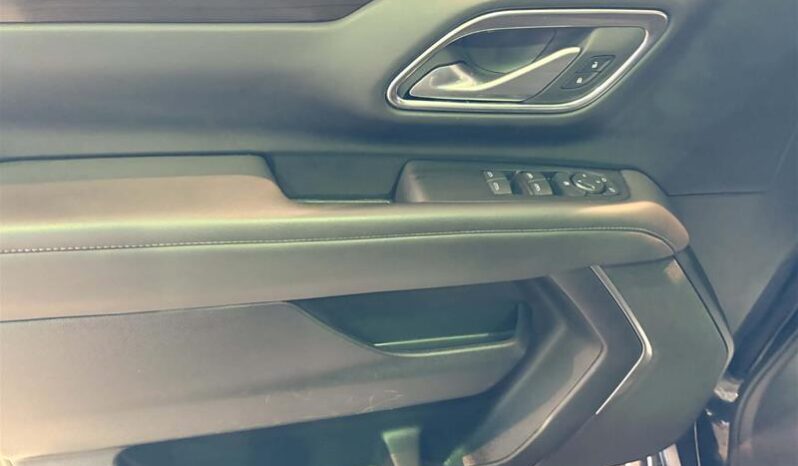 
								2024 GMC Yukon 4WD 4dr SLE full									