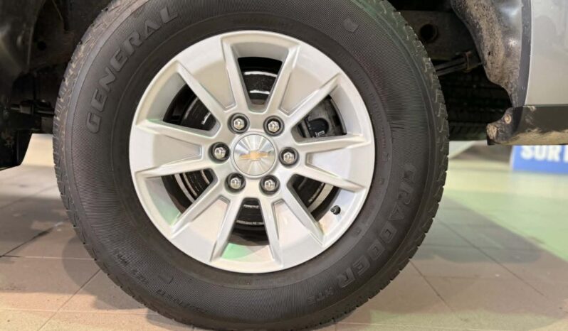 
								2025 Chevrolet Silverado 1500 Crew Cab Standard full									