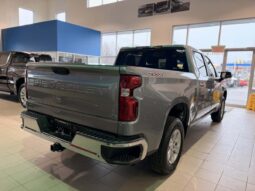 
										2025 Chevrolet Silverado 1500 Crew Cab Standard full									