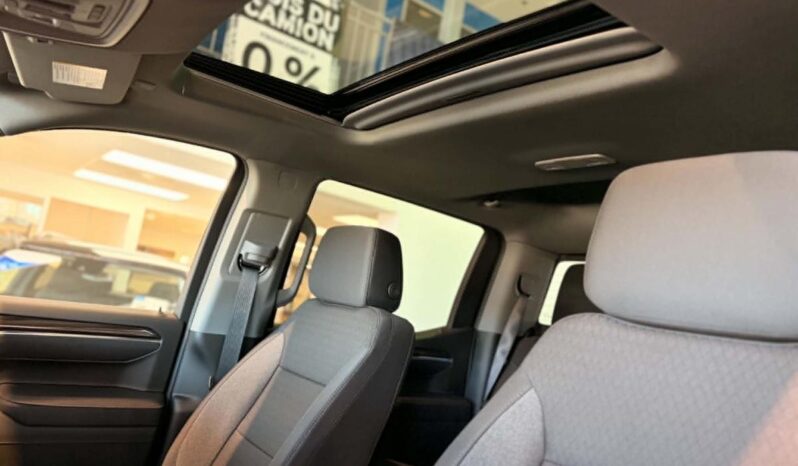 
								2026 Chevrolet Silverado 1500 Crew Cab Standard full									
