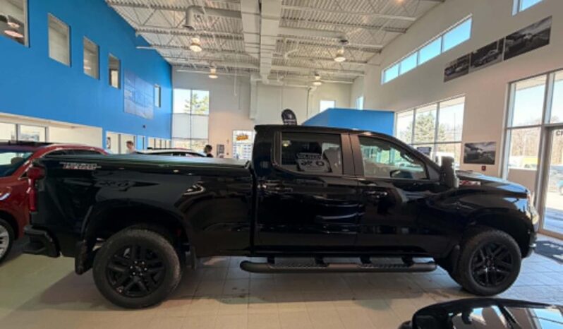 
								2026 Chevrolet Silverado 1500 Crew Cab Standard full									