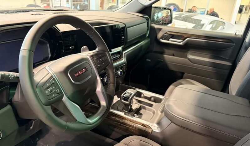 
								2026 GMC Sierra 1500 Crew Cab Standard Box 4-Wheel Drive Elevation full									