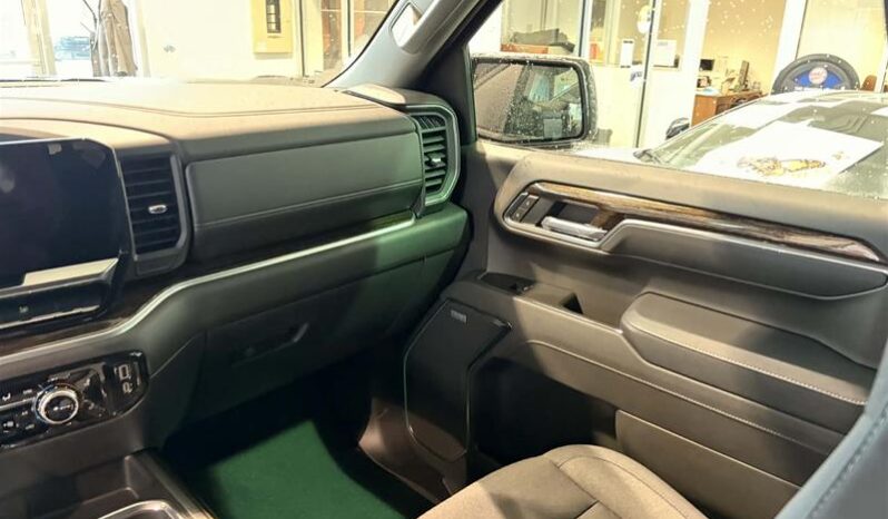 
								2026 GMC Sierra 1500 Crew Cab Standard Box 4-Wheel Drive Elevation full									