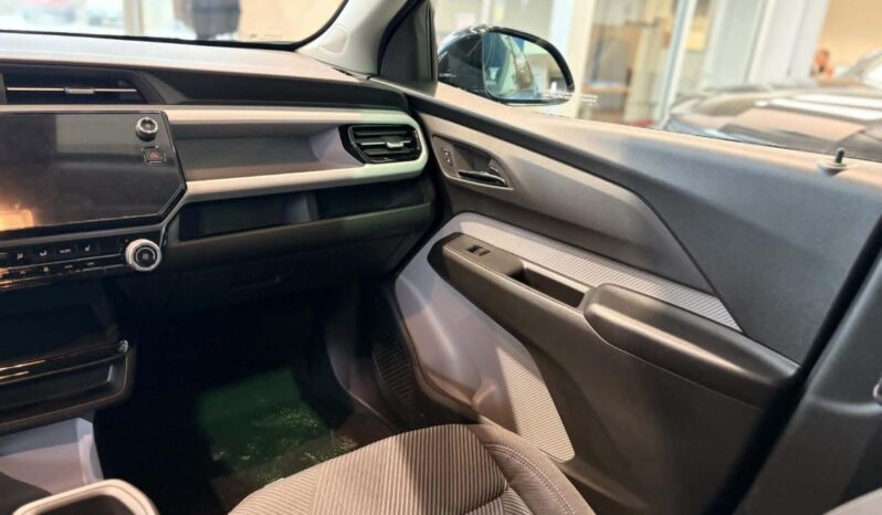
								2027 Chevrolet Bolt Fwd 4dr Lt full									