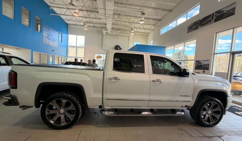 
								2017 GMC Sierra 1500 Crew 4×4 Denali full									