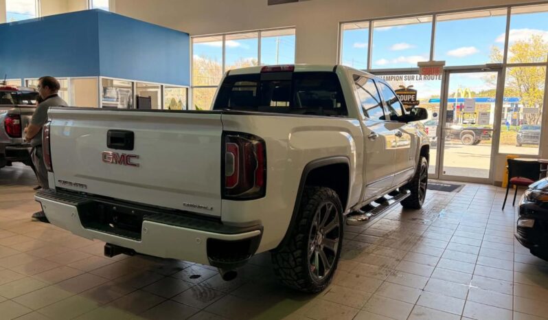 
								2017 GMC Sierra 1500 Crew 4×4 Denali full									