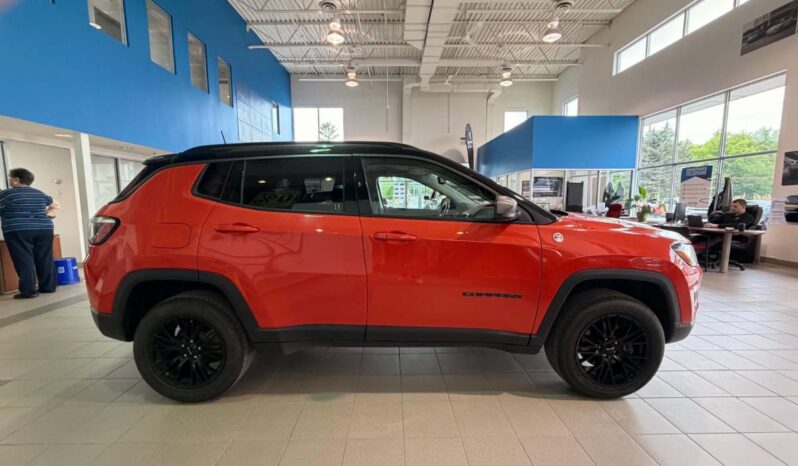 
								2019 Jeep Compass 4×4 Trailhawk full									