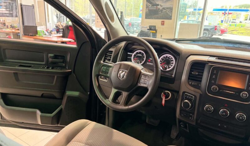 
								2019 RAM 1500 St 140.5″ Wb 6’4 full									