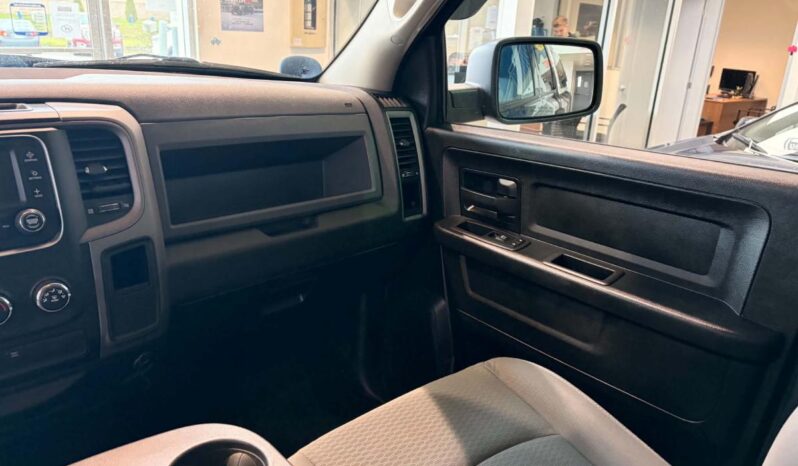 
								2019 RAM 1500 St 140.5″ Wb 6’4 full									