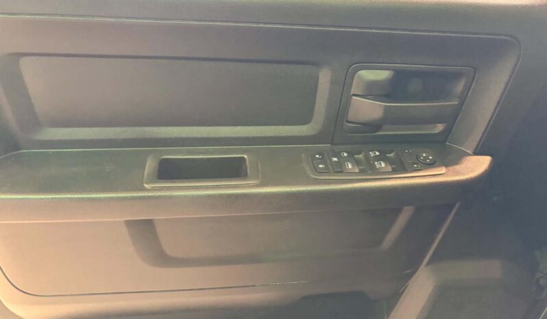 
								2019 RAM 1500 St 140.5″ Wb 6’4 full									