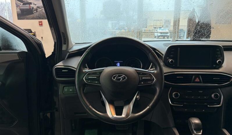 
								2020 Hyundai Santa Fe Essential AWD 2.4L Safety Package full									