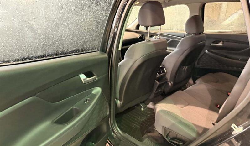 
								2020 Hyundai Santa Fe Essential AWD 2.4L Safety Package full									
