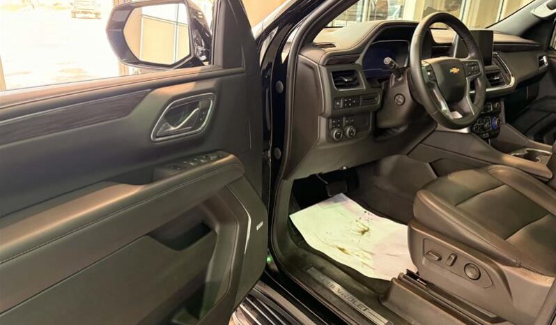 
								2023 Chevrolet Tahoe 4×4 LT full									