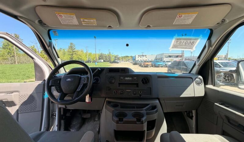 
								2023 Ford E-series E-450 Drw full									
