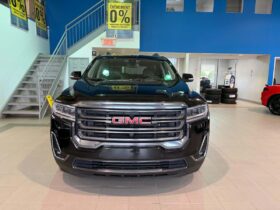 2023 GMC Acadia Awd At4