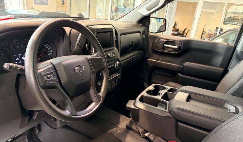 
								2024 Chevrolet Silverado 1500 Crew Cab Standard full									
