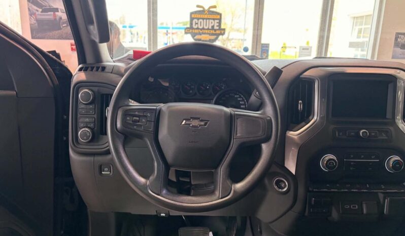 
								2024 Chevrolet Silverado 1500 Crew Cab Standard full									